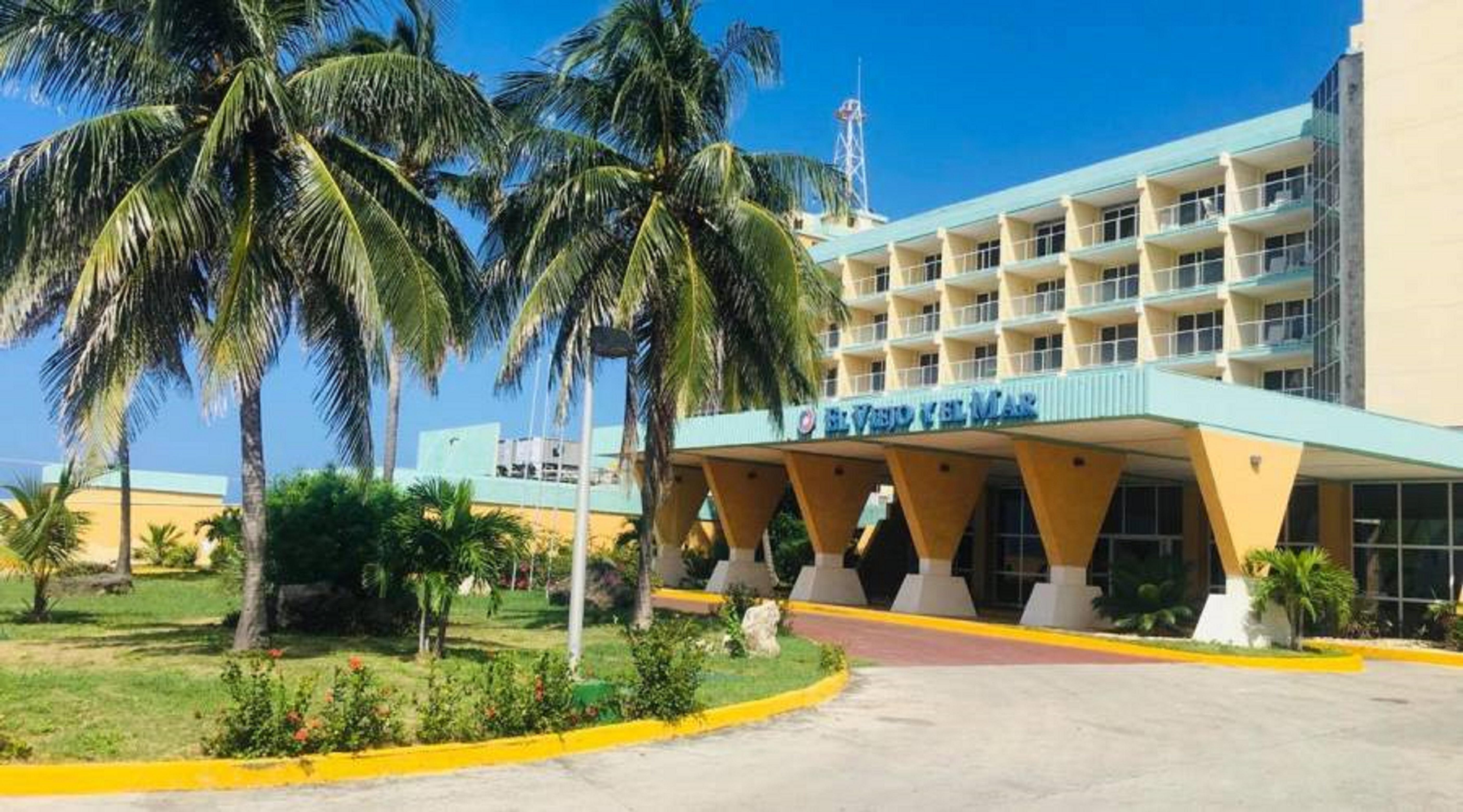 El Viejo Y El Mar Hotel Havana Exterior photo